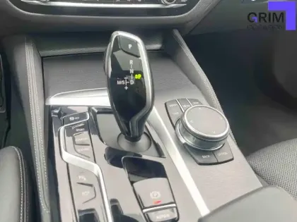 Photo 35 BMW Serie 5 Touring 520d TwinPower Turbo xDrive 190 ch BVA8