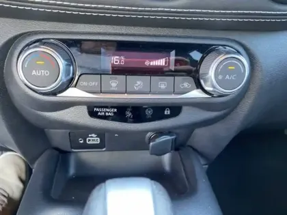 Photo 7 Nissan Juke  HYBRID 143