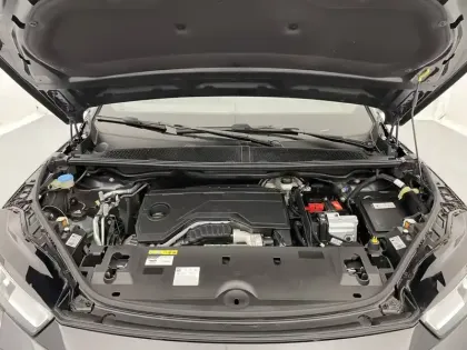 Photo 52 Peugeot 3008  Hybrid 145 e-DCS6