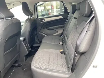 Photo 11 Renault Arkana  TCe 140 EDC FAP - 21B