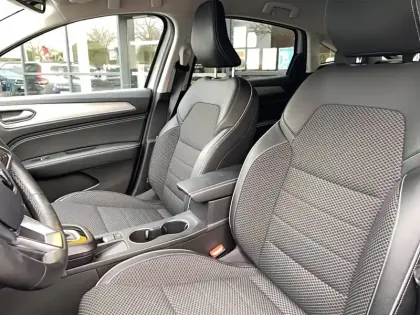 Photo 9 Renault Arkana  TCe 140 EDC FAP - 21B