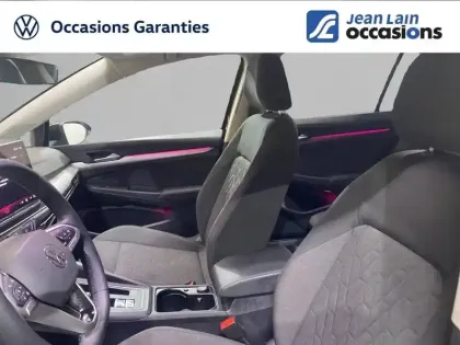 Photo 24 Volkswagen Golf  1.5 eTSI EVO2 116 DSG7