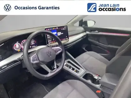 Photo 32 Volkswagen Golf  1.5 eTSI EVO2 116 DSG7