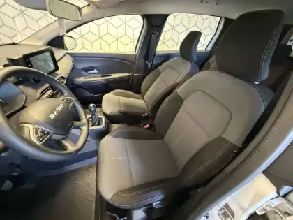 Photo 7 Dacia Jogger  ECO-G 100 5 places