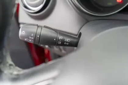 Photo 40 Renault Captur  TCe 90 - 19