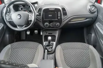 Photo 28 Renault Captur  TCe 90 - 19