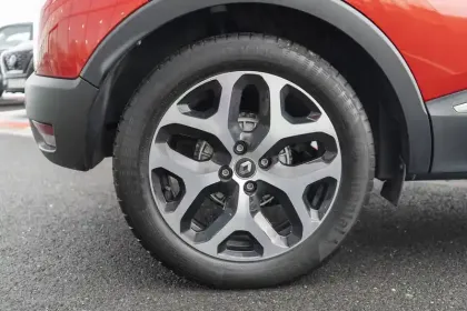 Photo 10 Renault Captur  TCe 90 - 19