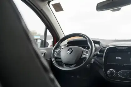 Photo 27 Renault Captur  TCe 90 - 19