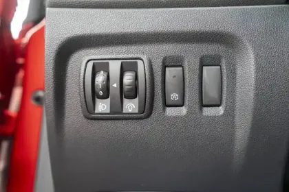 Photo 37 Renault Captur  TCe 90 - 19