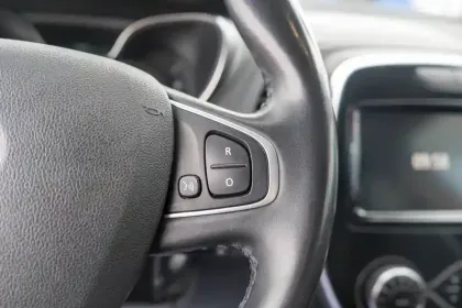 Photo 39 Renault Captur  TCe 90 - 19