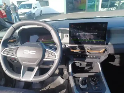 Photo 28 Dacia Bigster  Hybrid-G 150 4x4