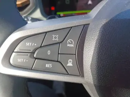 Photo 76 Dacia Bigster  Hybrid-G 150 4x4