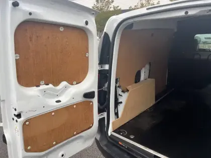 Photo 17 Renault EXPRESS (30) Gén. I Ph1 Confort 3