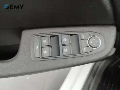 Photo 11 Renault Clio  TCe 90