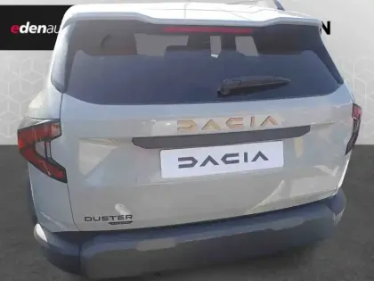 Photo 25 Dacia Duster  Hybrid 155