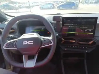 Photo 41 Dacia Duster  Hybrid 155