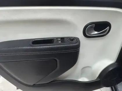 Photo 12 Renault Twingo  III TCe 95