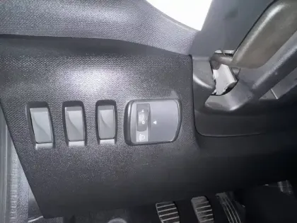 Photo 13 Renault Twingo  III TCe 95