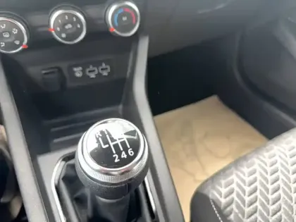 Photo 95 Renault Clio Gén. V (BJA) Ph1 NG Evolution 5