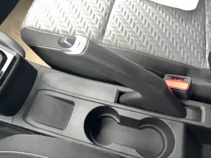 Photo 96 Renault Clio Gén. V (BJA) Ph1 NG Evolution 5