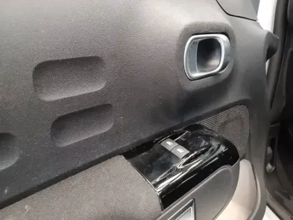 Photo 11 Citroën C3  BlueHDi 100 S&S BVM6