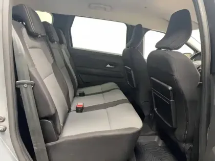 Photo 15 Dacia Jogger  Hybrid 140 7 places GSR2