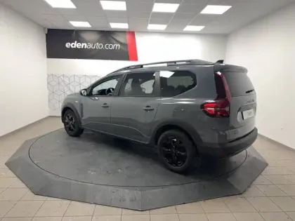 Photo 36 Dacia Jogger  Hybrid 140 7 places GSR2