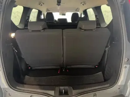 Photo 14 Dacia Jogger  Hybrid 140 7 places GSR2