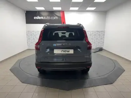 Photo 37 Dacia Jogger  Hybrid 140 7 places GSR2