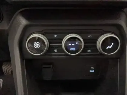 Photo 25 Dacia Sandero  ECO-G 100 GSR2