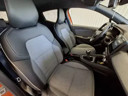 Photo 51 Renault Clio Gén. V (BJA) Ph2 Techno 5