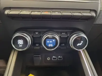 Photo 74 Renault Clio Gén. V (BJA) Ph2 Techno 5