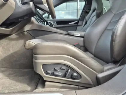 Photo 17 Porsche Panamera  4S V6 3.0 560 Hybrid