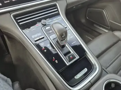 Photo 29 Porsche Panamera  4S V6 3.0 560 Hybrid