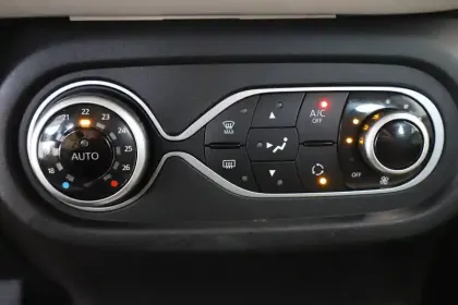 Photo 16 Renault Twingo  III SCe 65