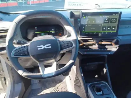 Photo 9 Dacia Duster  Hybrid-G 150 4x4