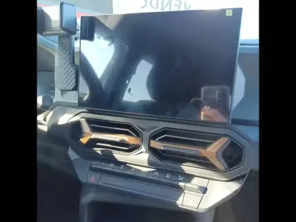 Photo 33 Dacia Duster  Hybrid-G 150 4x4