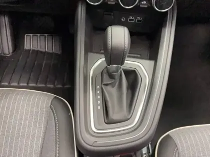 Photo 13 Renault Clio  E-Tech full hybrid 145 ch GSR2