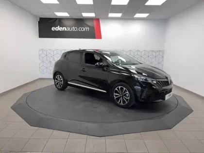 Photo 6 Renault Clio  E-Tech full hybrid 145 ch GSR2