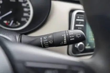 Photo 41 Nissan Micra  IG-T 92