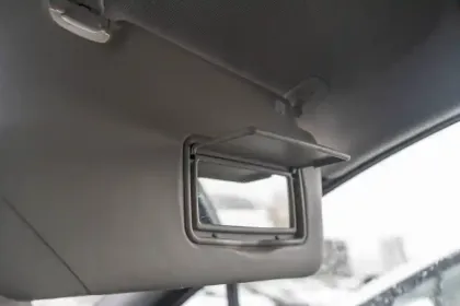 Photo 43 Nissan Micra  IG-T 92