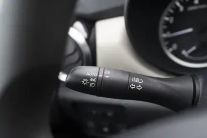 Photo 42 Nissan Micra  IG-T 92