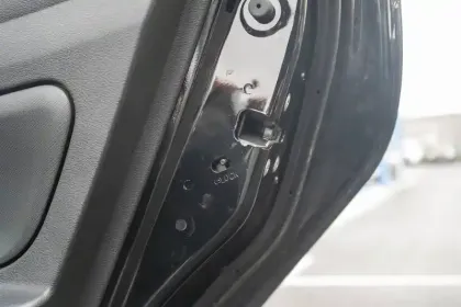 Photo 22 Nissan Micra  IG-T 92