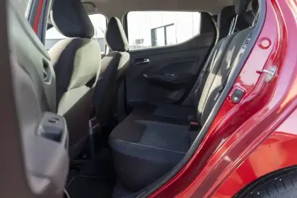 Photo 24 Nissan Micra  IG-T 92