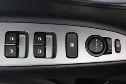 Photo 26 Kia Stonic  1.0 T-GDi 120 ch MHEV DCT7