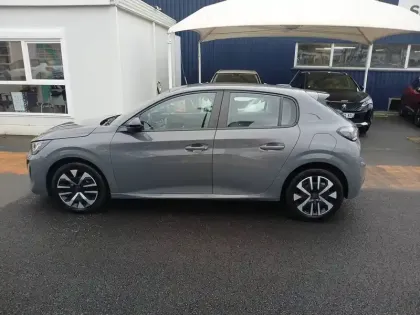 Photo 49 Peugeot 208  PureTech 100 S&S BVM6