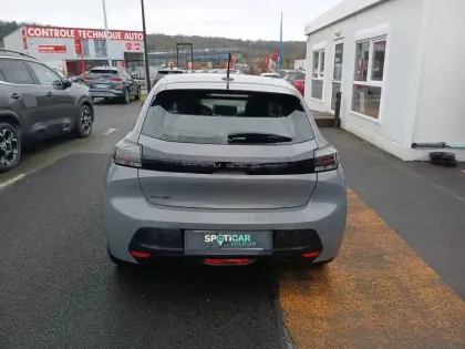 Photo 47 Peugeot 208  PureTech 100 S&S BVM6