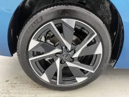 Photo 50 Peugeot 308  Hybrid 145 e-DCS6