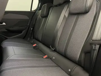 Photo 14 Peugeot 308  Hybrid 136 e-DCS6