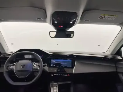 Photo 61 Peugeot 308  Hybrid 145 e-DCS6